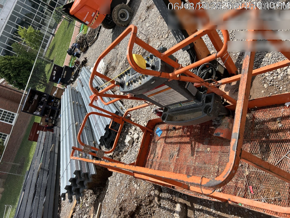 2023 JLG 860SJ