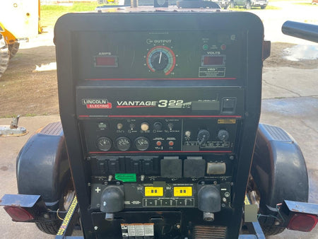 2021 Lincoln Electric Vantage 322 Vantage 322 Ready Pak 3 w/ Decals, ORANGE (includes trailer, cable rack, fender light kit) NO Telematics