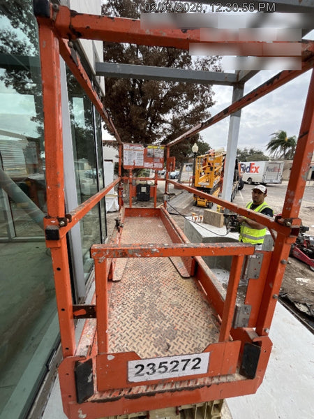 2022 JLG ES2632