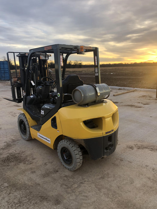 2021 KOMATSU FG25T-16