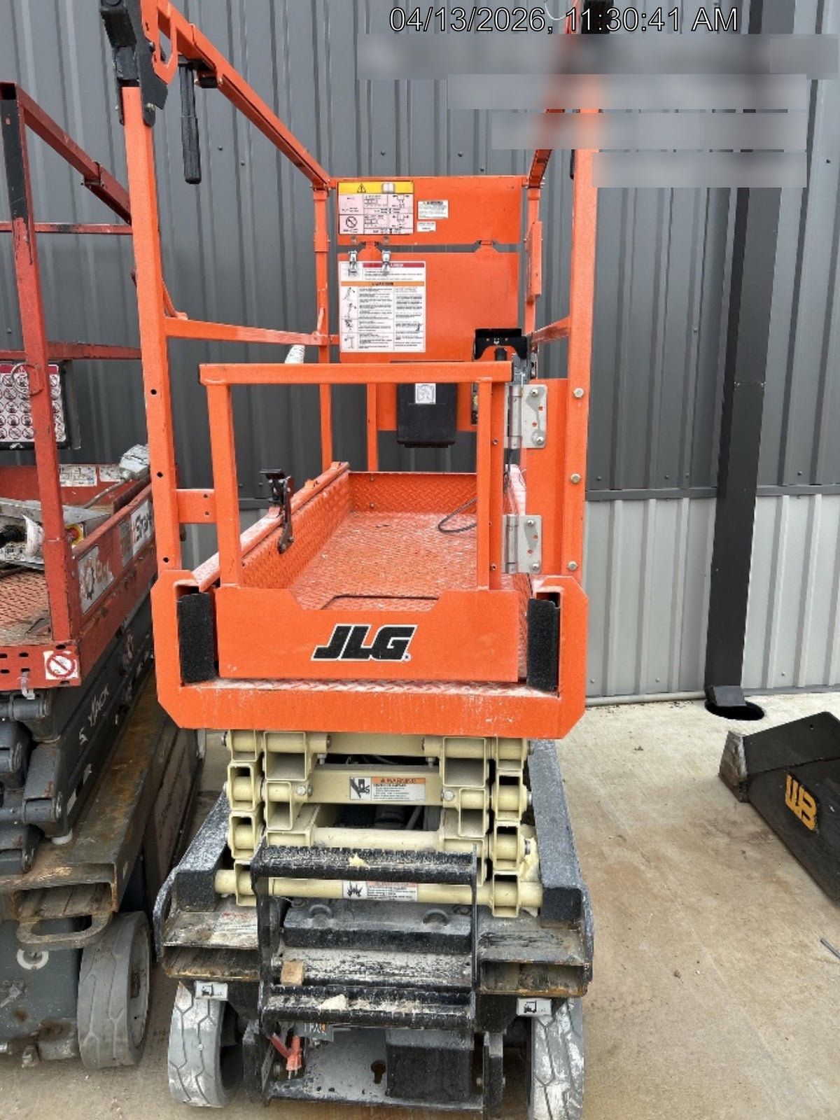 2025 JLG ES1932