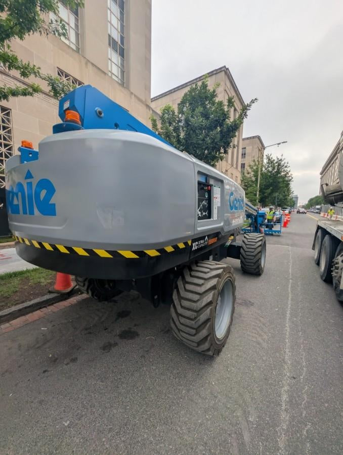 2024 GENIE S-85 XC
