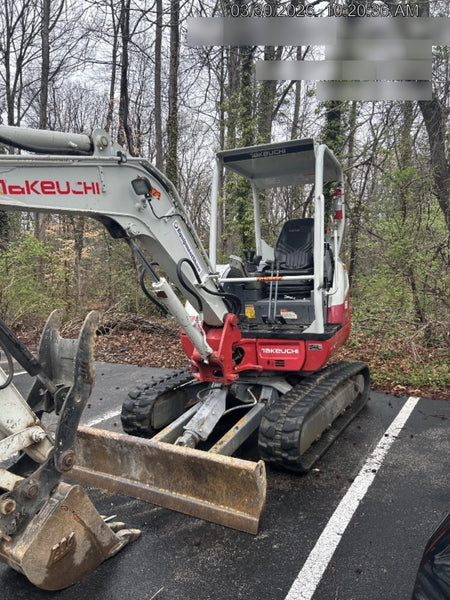 2022 TAKEUCHI TB235-2R