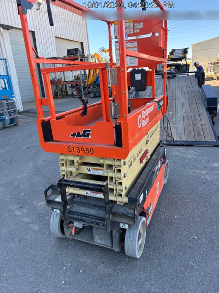 2025 JLG ES1932