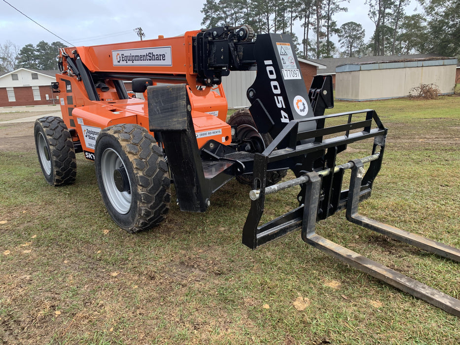 2021 SKYTRAK 10054
