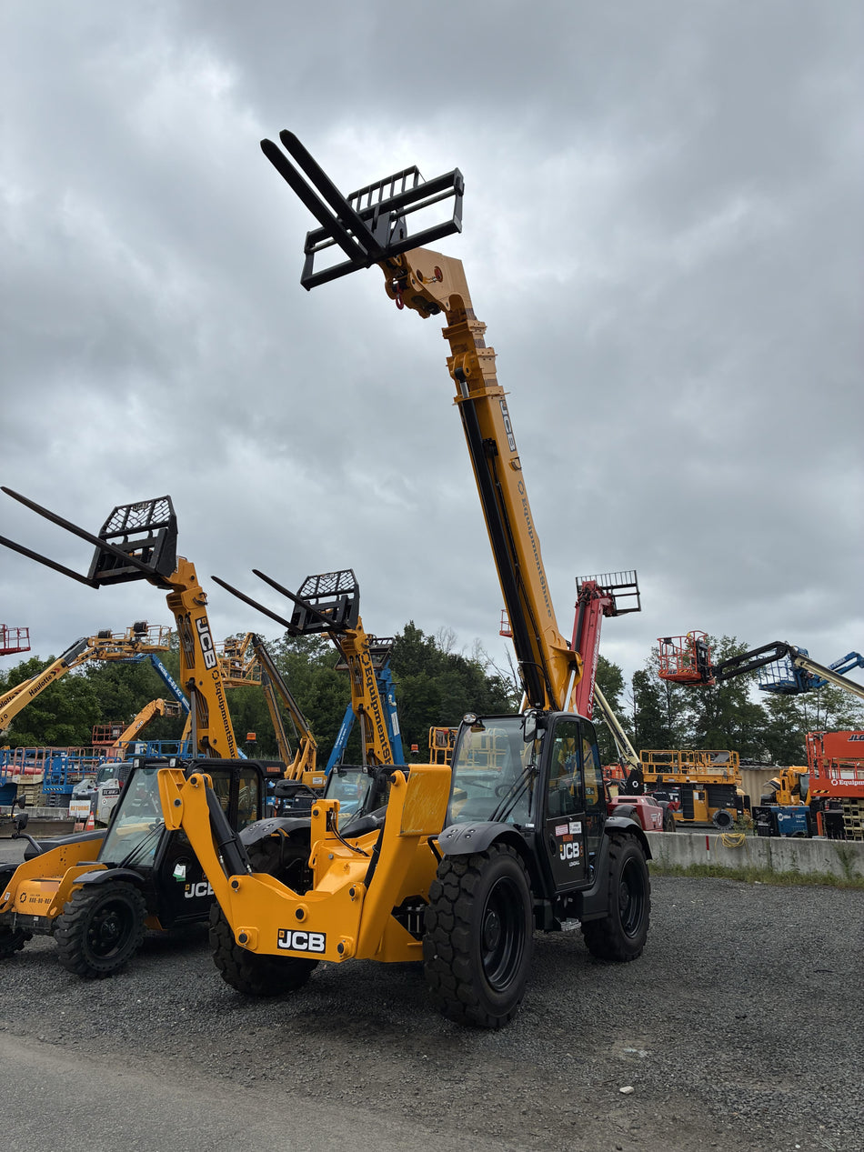 2026 JCB 512-56