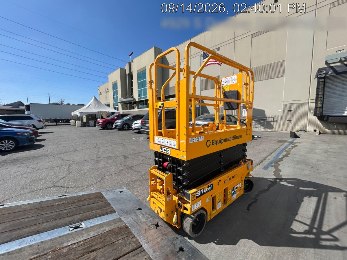 2024 JCB S1932E