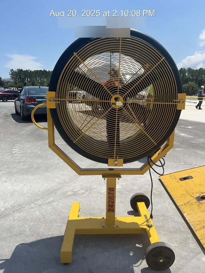 2022 BIG ASS FANS Yellow Jacket