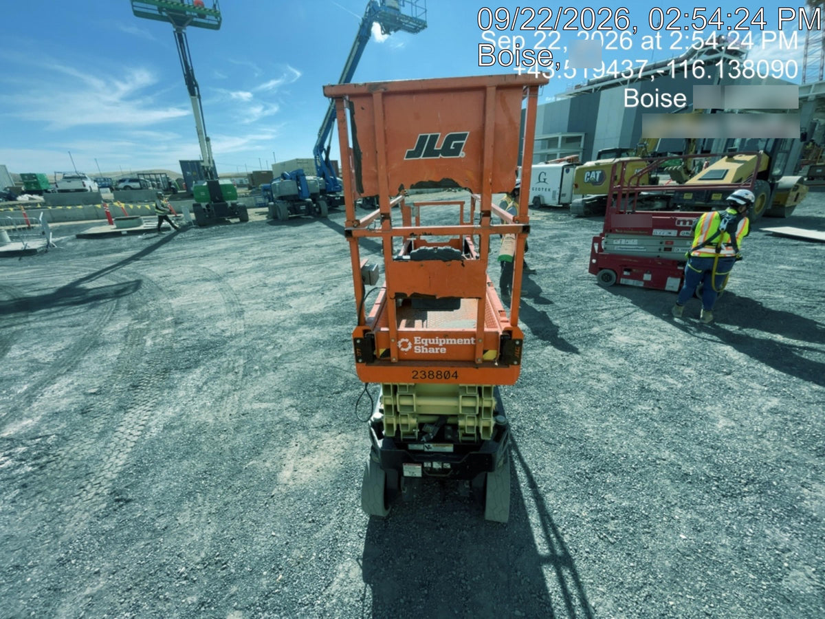2022 JLG ES2632