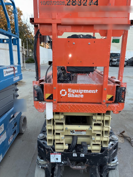 2022 JLG ES1932