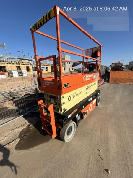 2022 JLG ES2632