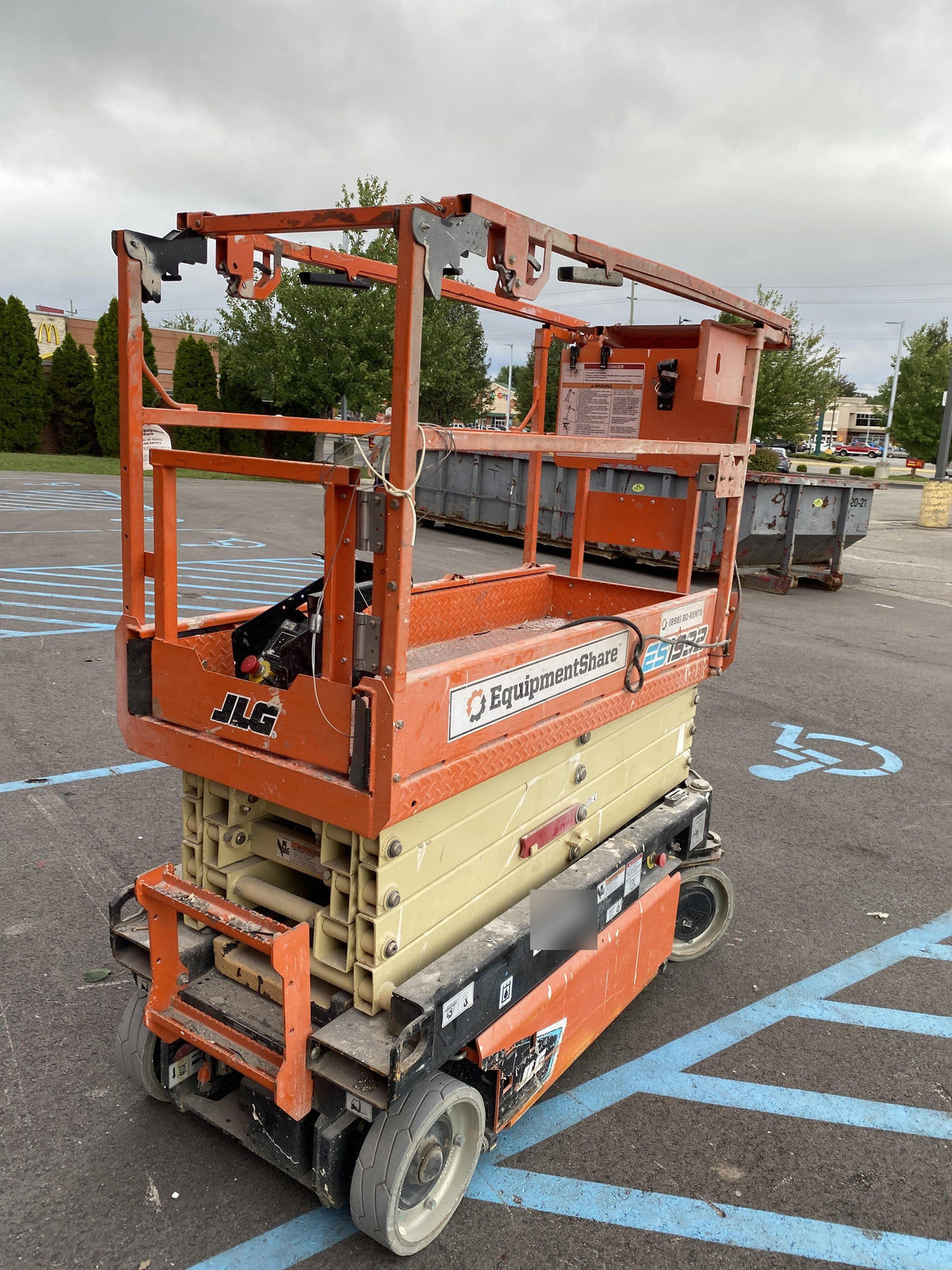 2021 JLG ES1932