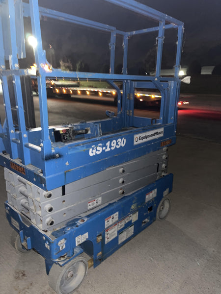 2020 Genie GS-1930 Solid Non Marking Tires, Beacon, Folding rails with half height swing gate
