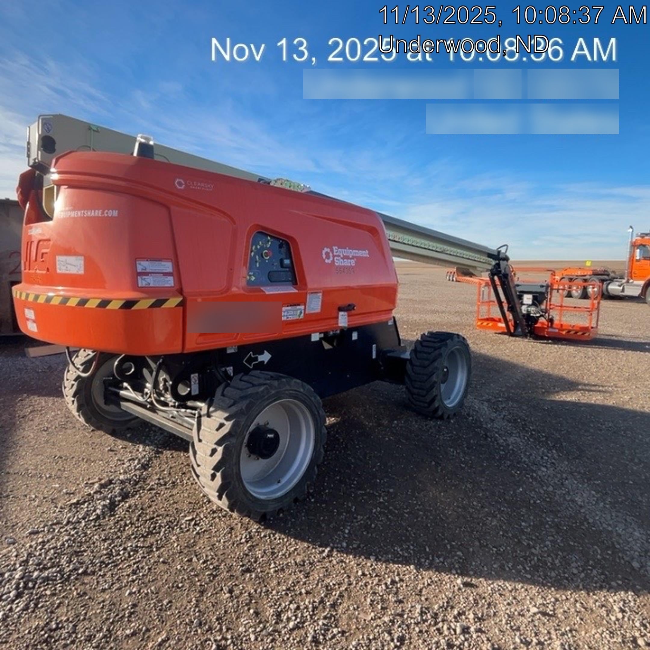 2025 JLG 660SJ