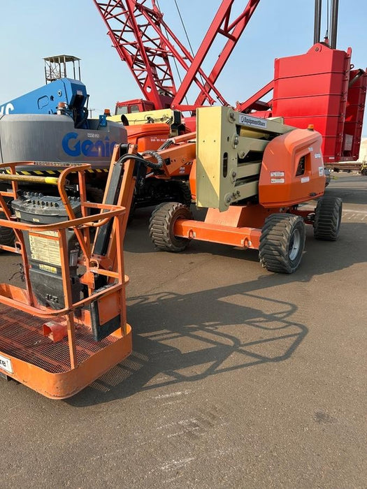2019 JLG 450AJ