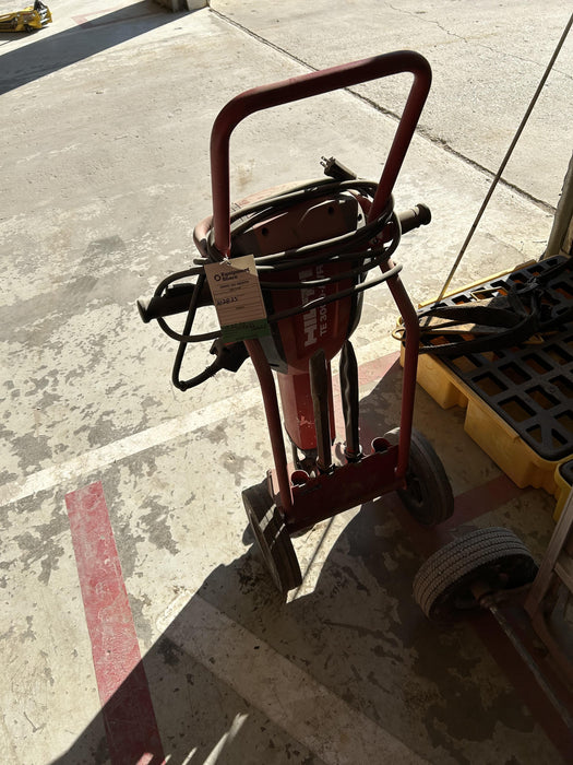 2020 HILTI TE 3000-AVR