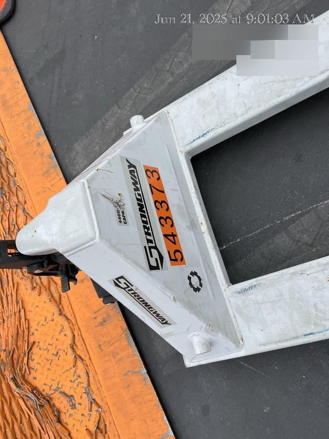 2025 STRONGWAY 4400 lb Pallet Jack