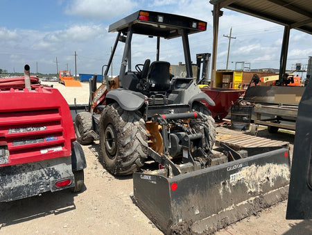 2022 CASE 570N EP