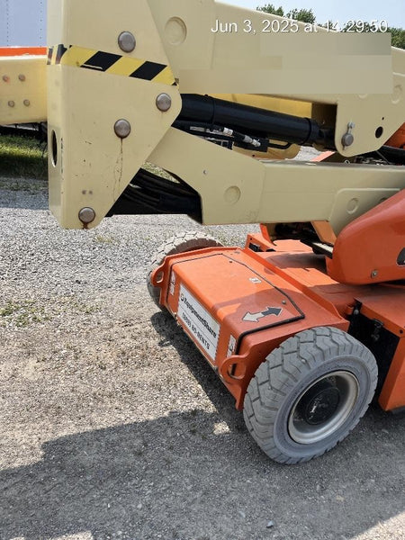 2021 JLG E400AJP Narrow