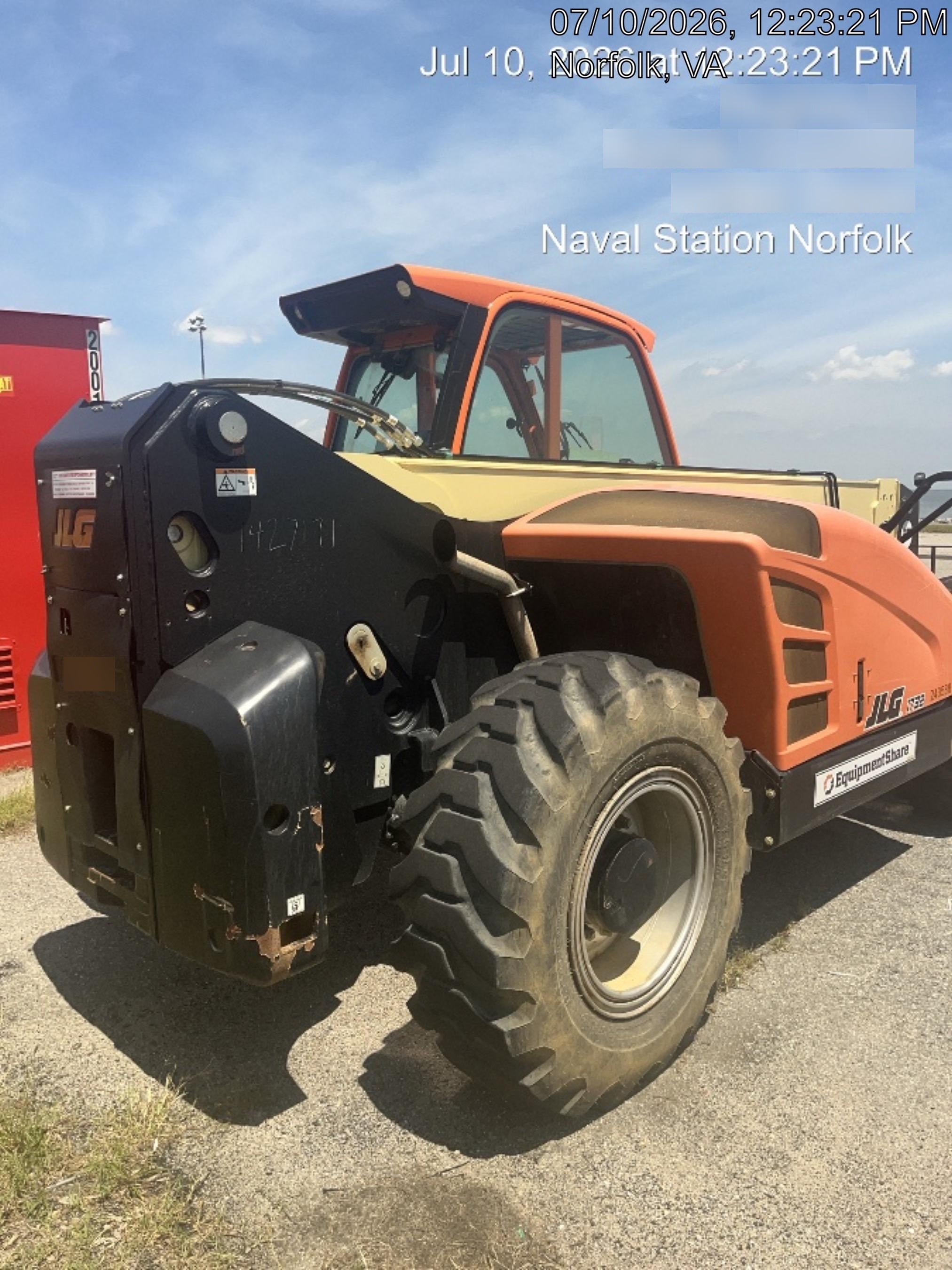 2022 JLG 1732
