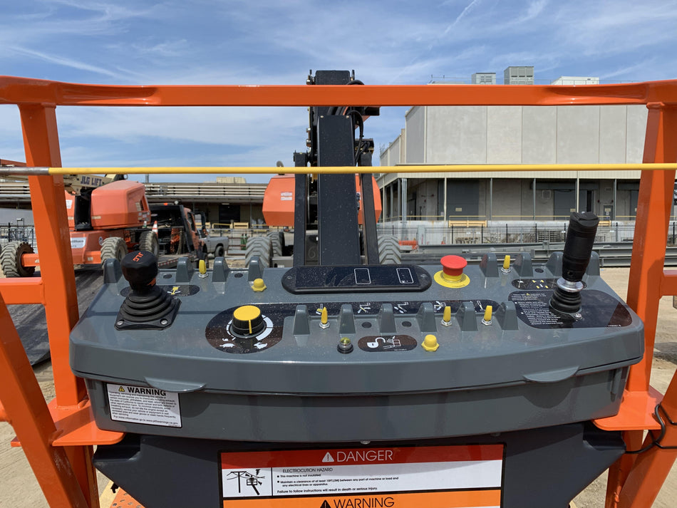 2023 JLG 860SJ