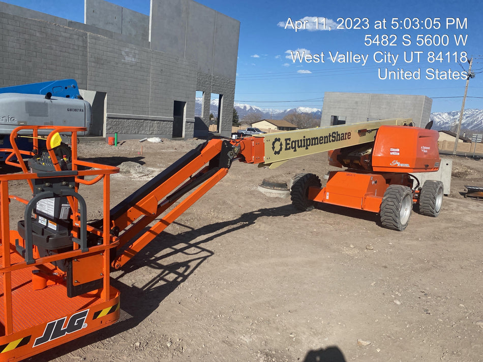 2023 JLG 660SJ