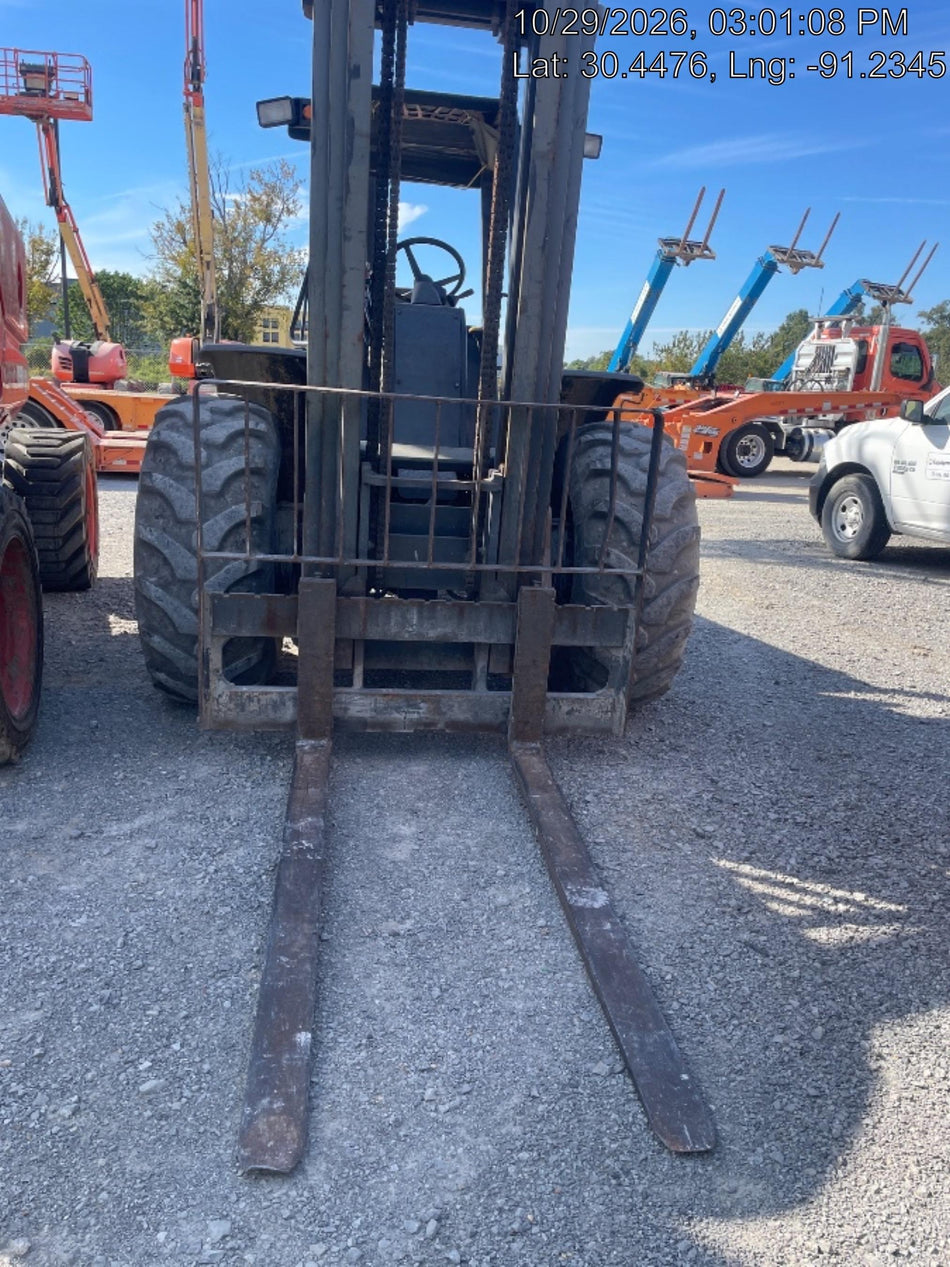 2019 CASE 588H