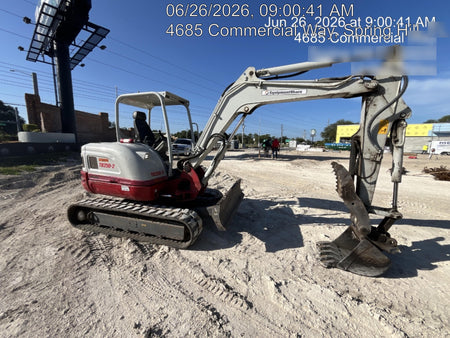 2022 TAKEUCHI TB250-2R