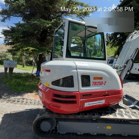 2022 TAKEUCHI TB250-2CR