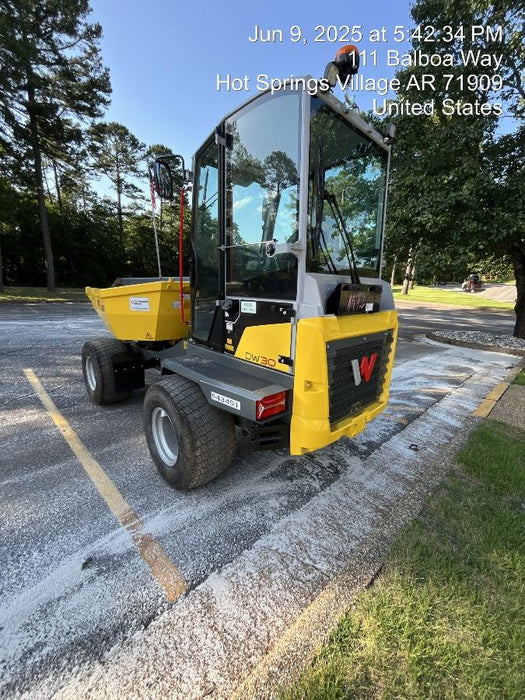 2025 WACKER NEUSON DW311 Cab Turf Tires