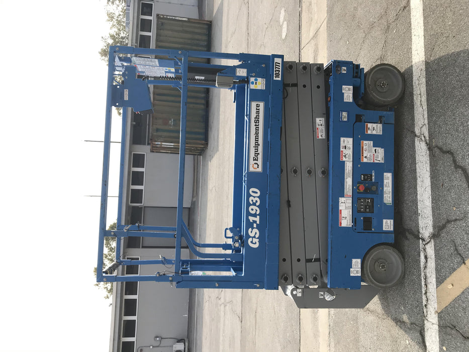 2020 Genie GS-1930 Solid Non Marking Tires, Beacon, Folding rails with half height swing gate, 800W Inverter