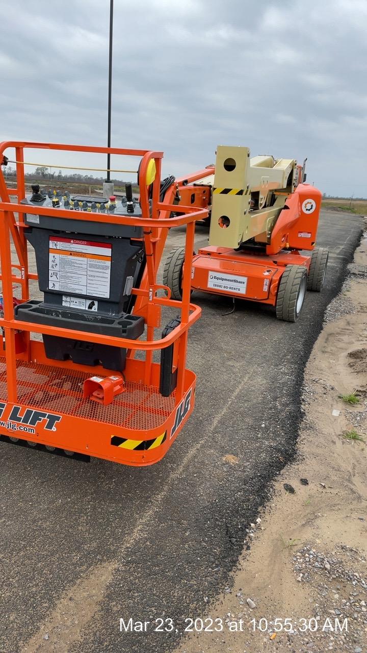 2022 JLG E450AJ