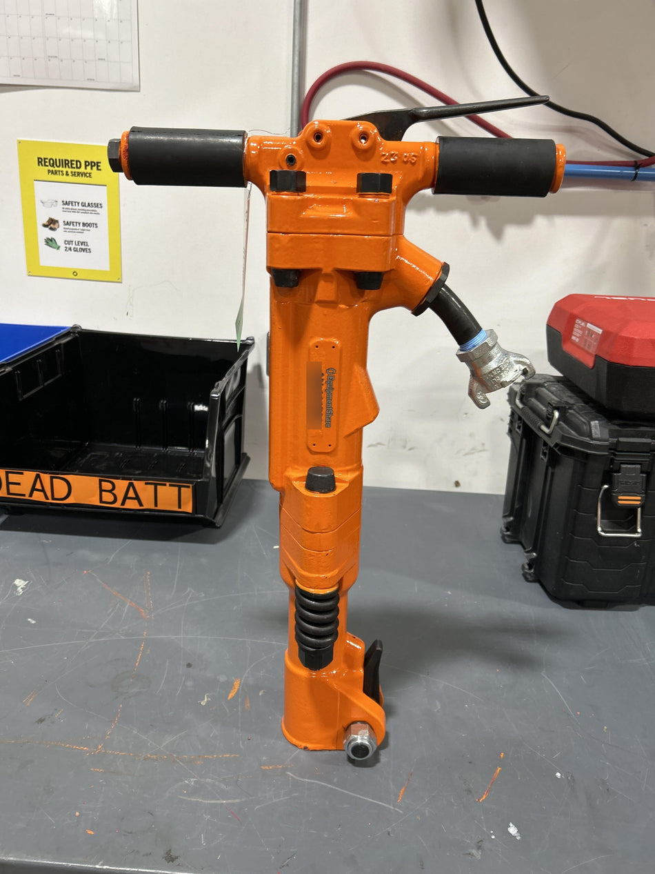 2024 MICHIGAN PNEUMATIC ES-TPB60-118-TRACKER
