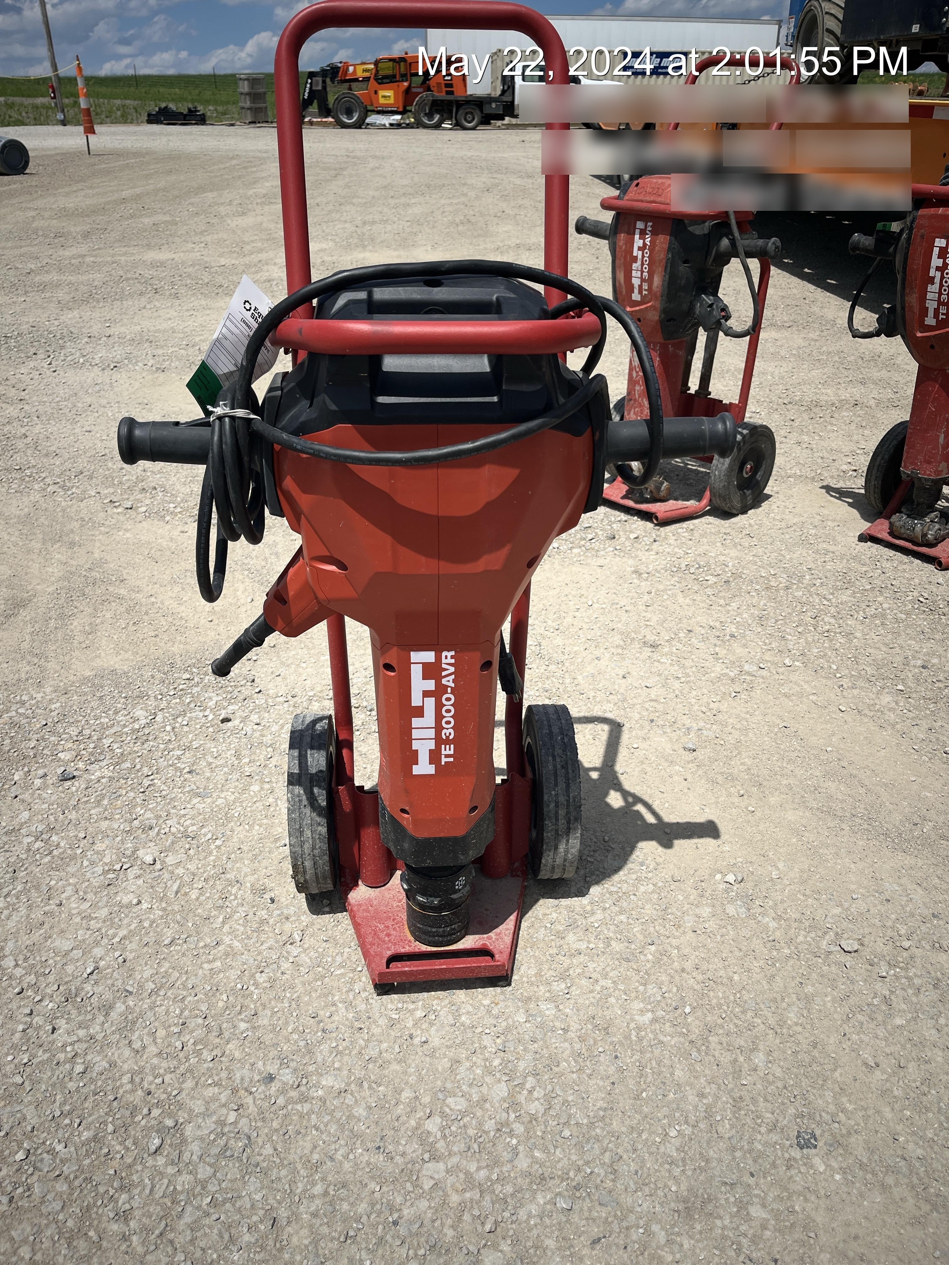 2020 HILTI TE 3000-AVR
