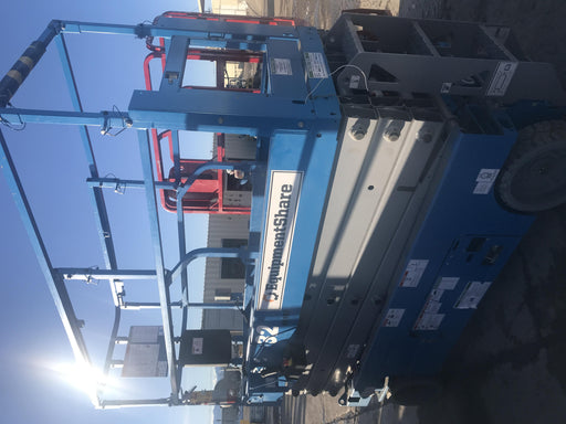 2019 Genie GS-2632 Folding rails with half height swing gate