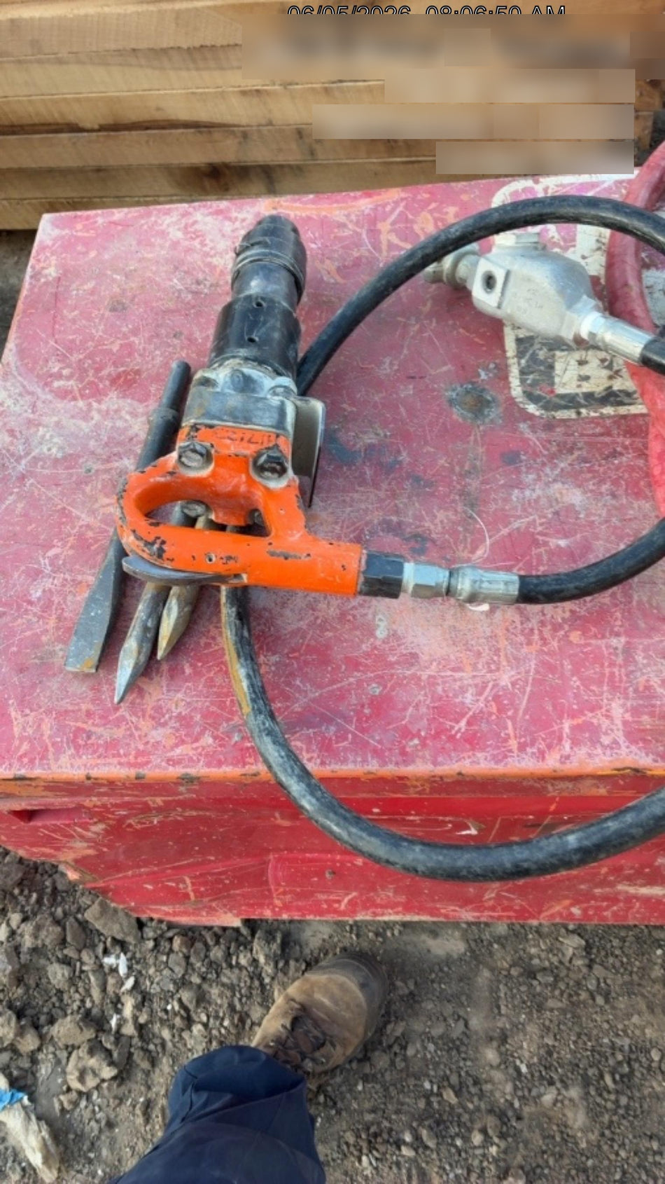 2024 MICHIGAN PNEUMATIC ES-CH3R-TRACKER