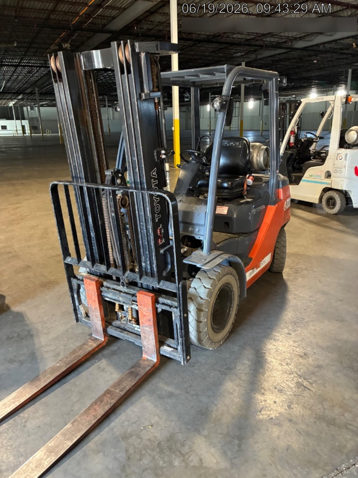 2022 TOYOTA 50-8FGU25