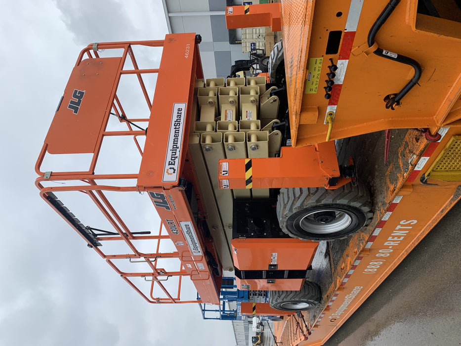 2019 JLG 430LRT