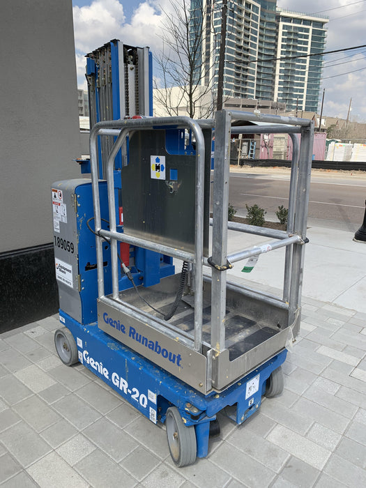 2021 GENIE GR-20
