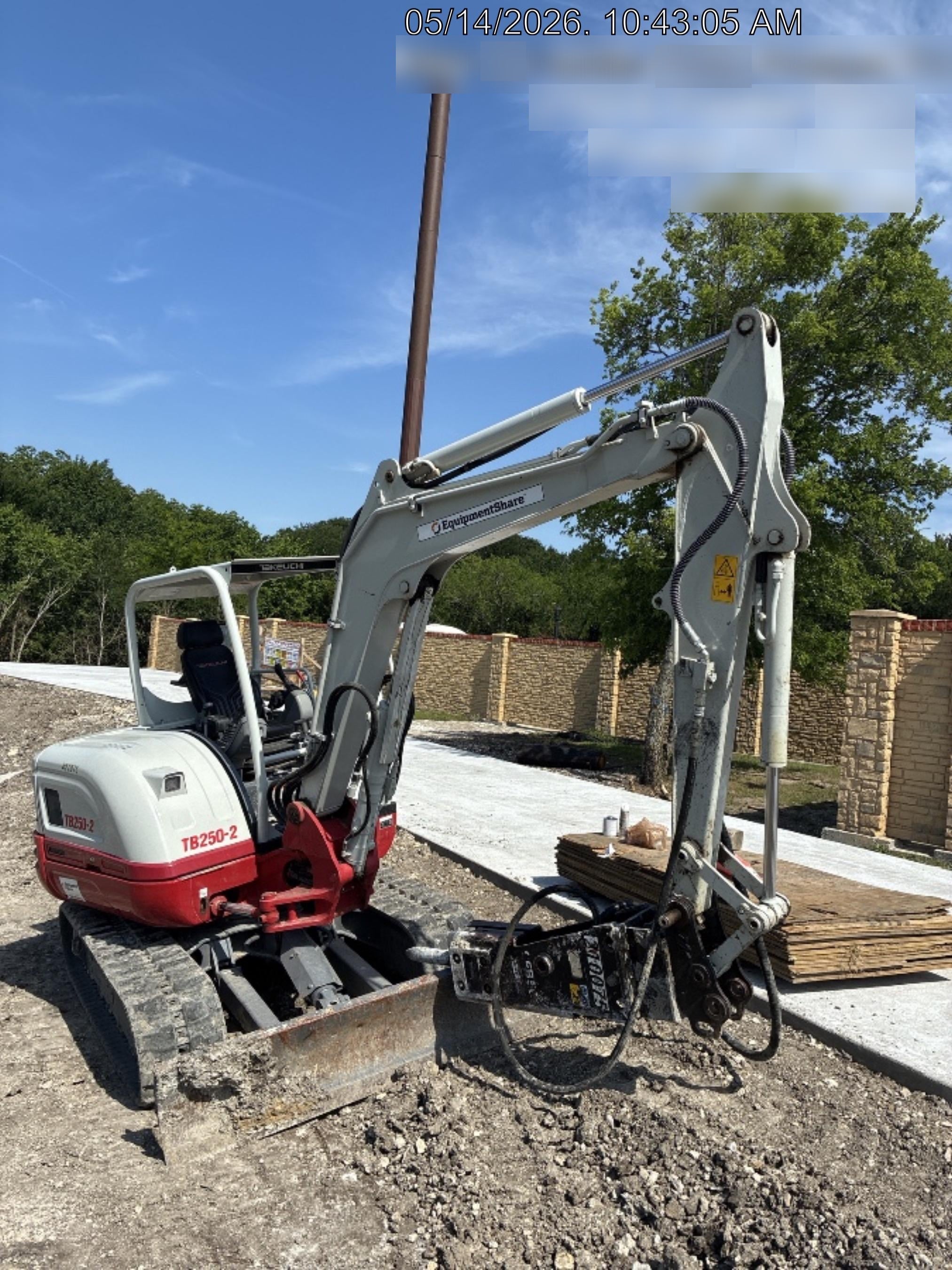 2024 TAKEUCHI TB250-2R