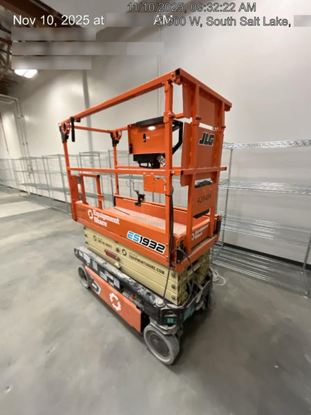 2024 JLG ES1932