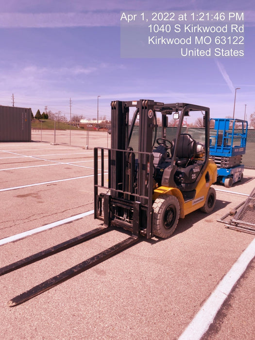 2021 KOMATSU FG25T-16