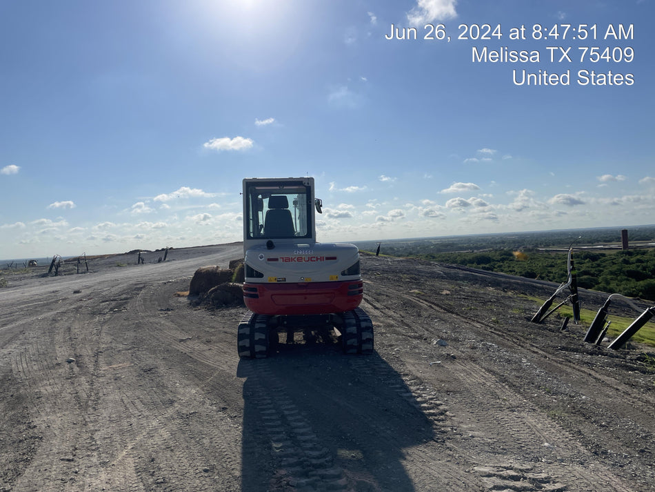 2024 TAKEUCHI TB250-2CR