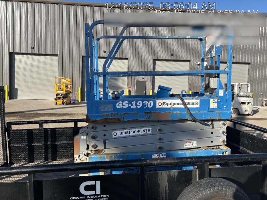 2019 Genie GS-1930 Fixed Rails with Chain Entry