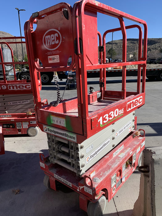 2020 MEC 1330SE Solid NM Tires, Steel Swing out Doors, LCS, Beacon, 900W Inverter