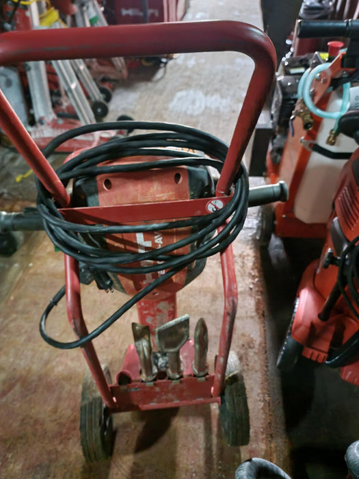 2021 HILTI TE 3000-AVR