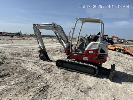 2023 TAKEUCHI TB235-2R
