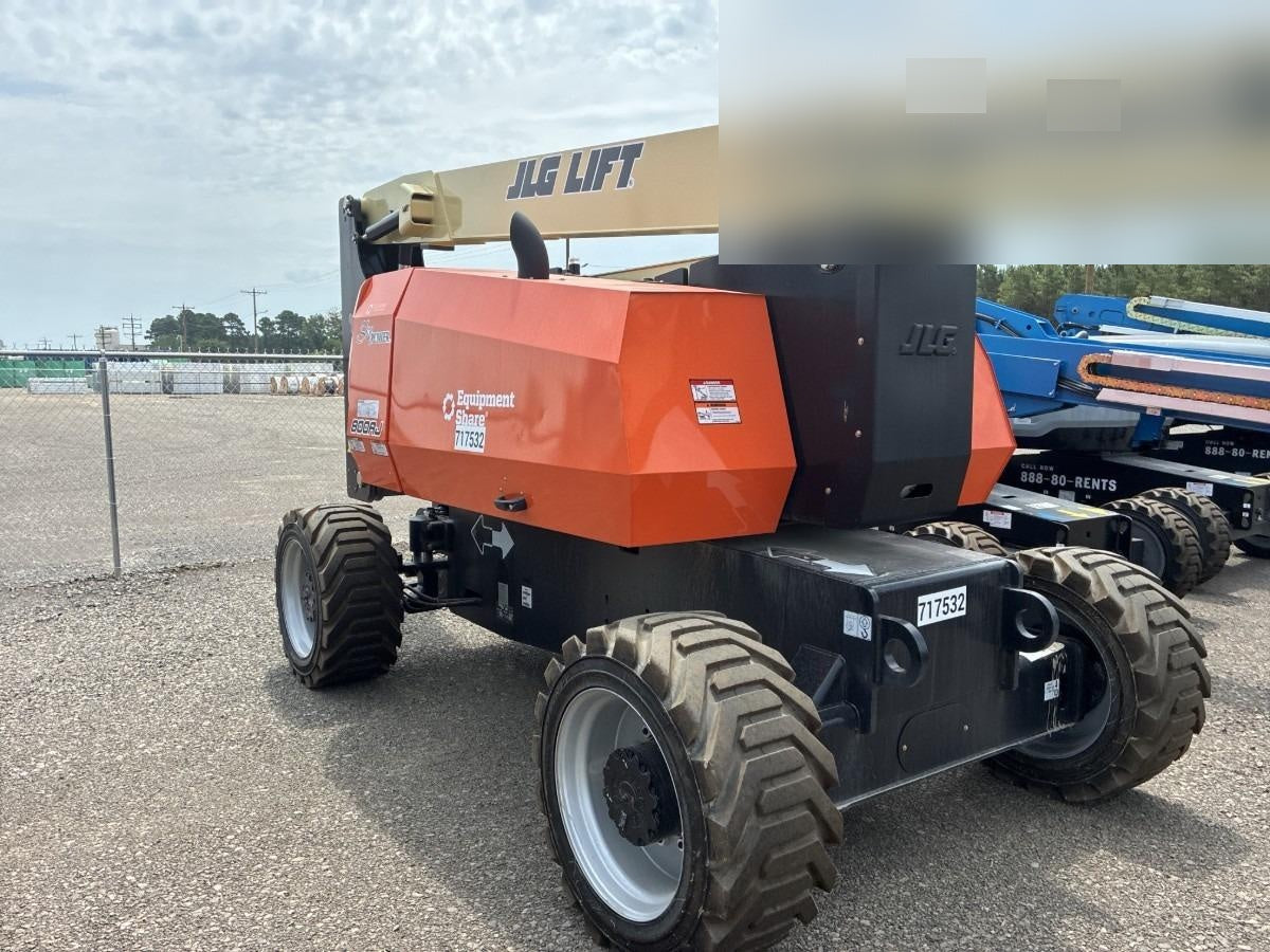 2026 JLG 800AJ