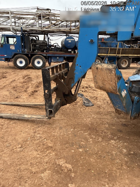2018 Genie GTH-1056 Genie GTH-1056 w/ROPS, Work Lights, Solid Tires, RH Cab Mesh, Beacon, 60" Carriage and Forks
