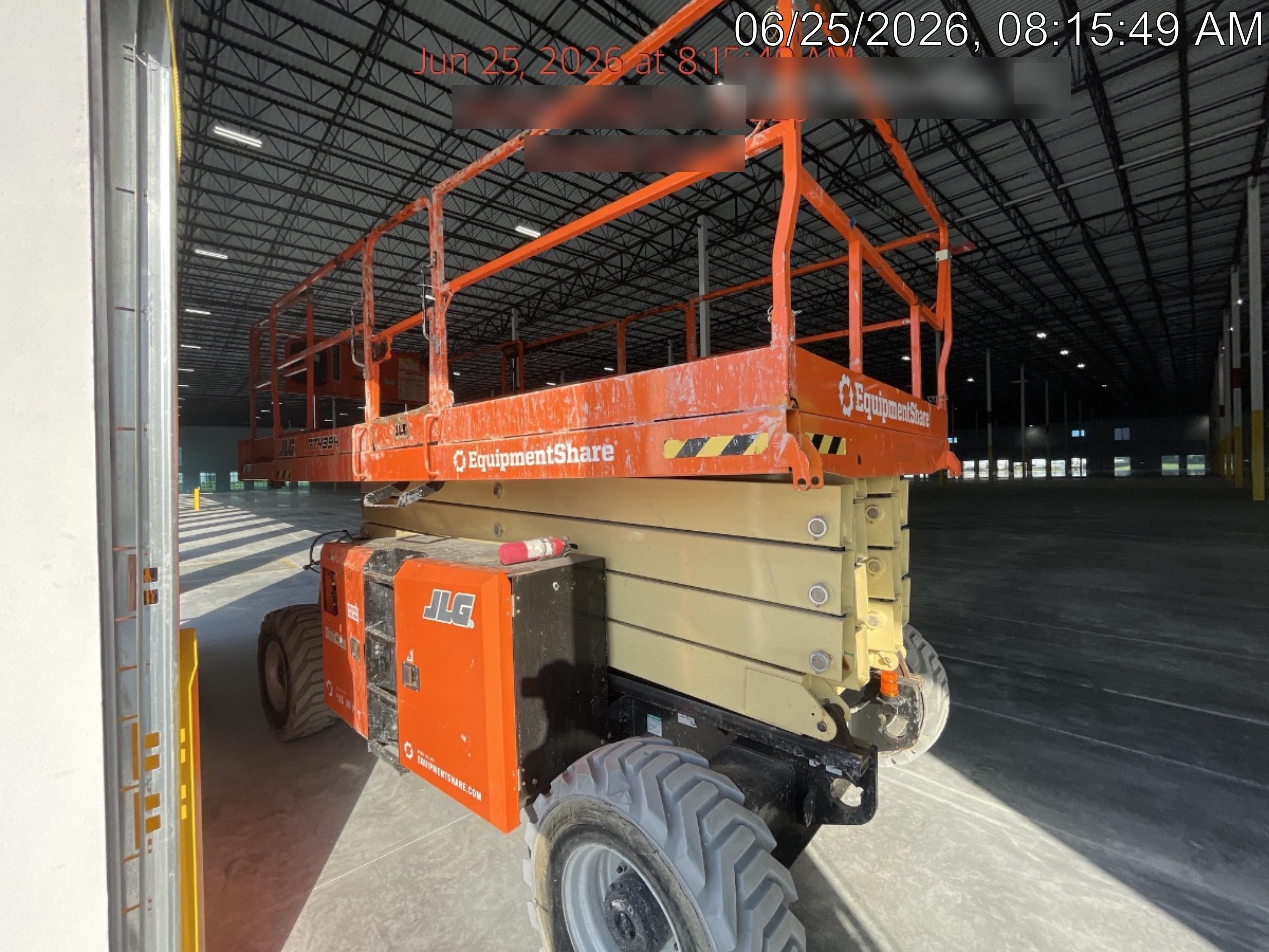 2023 JLG RT4394